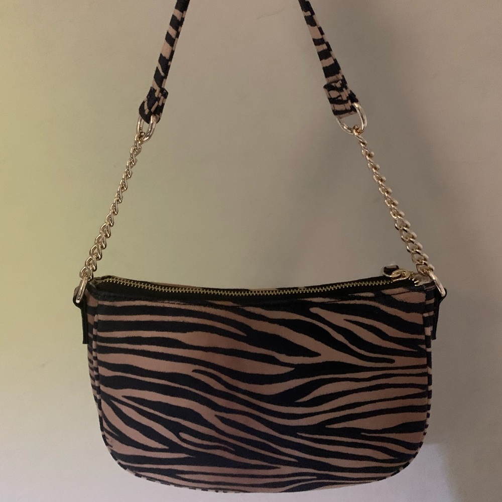 Shoulder bag